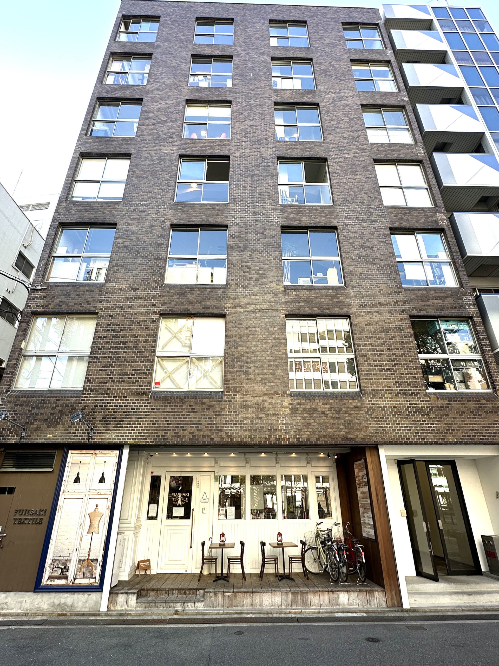 Kauri sewing 01 店舗 ACDC:ビル２F